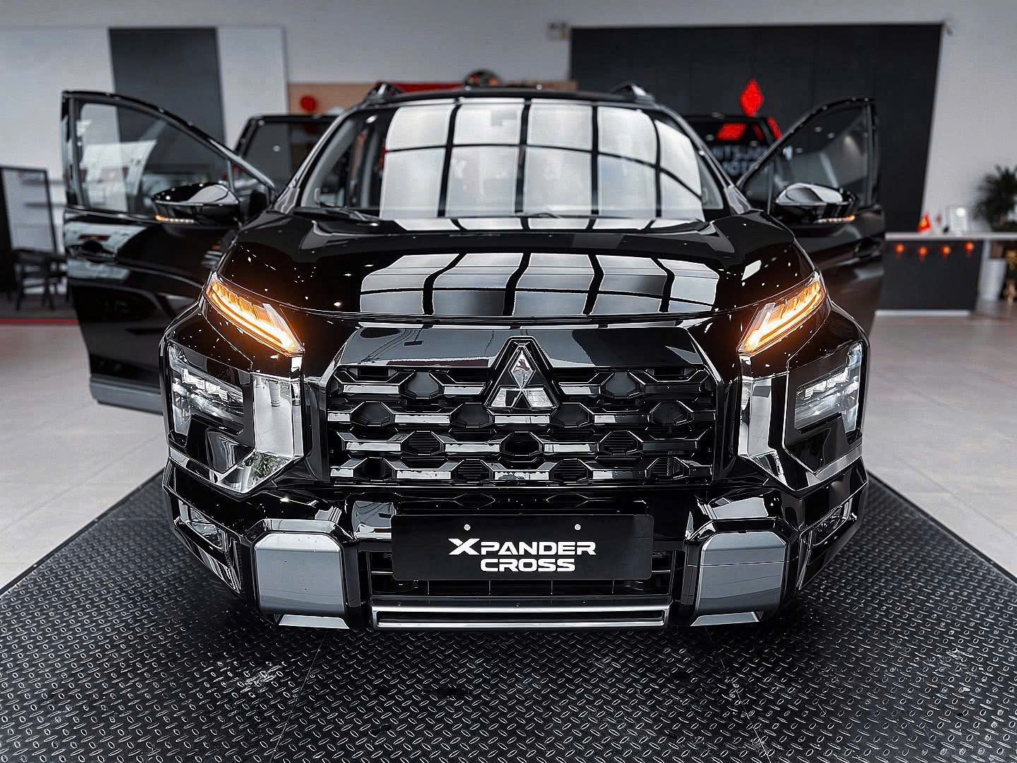 Mitsubishi Xpander Cross