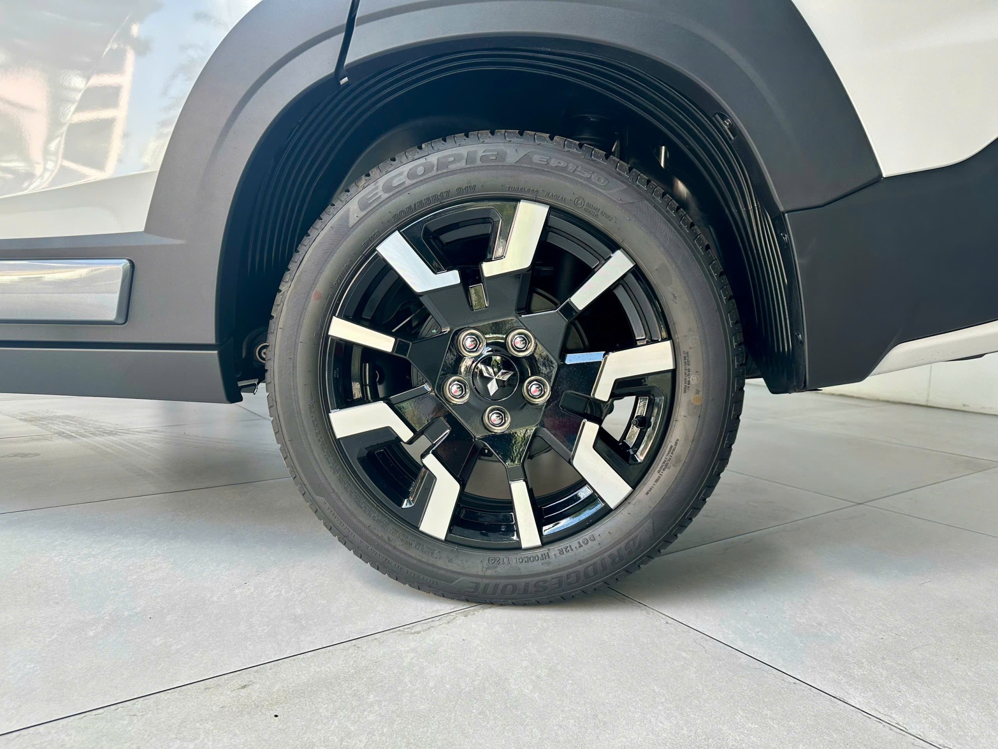 Mitsubishi Xpander Cross